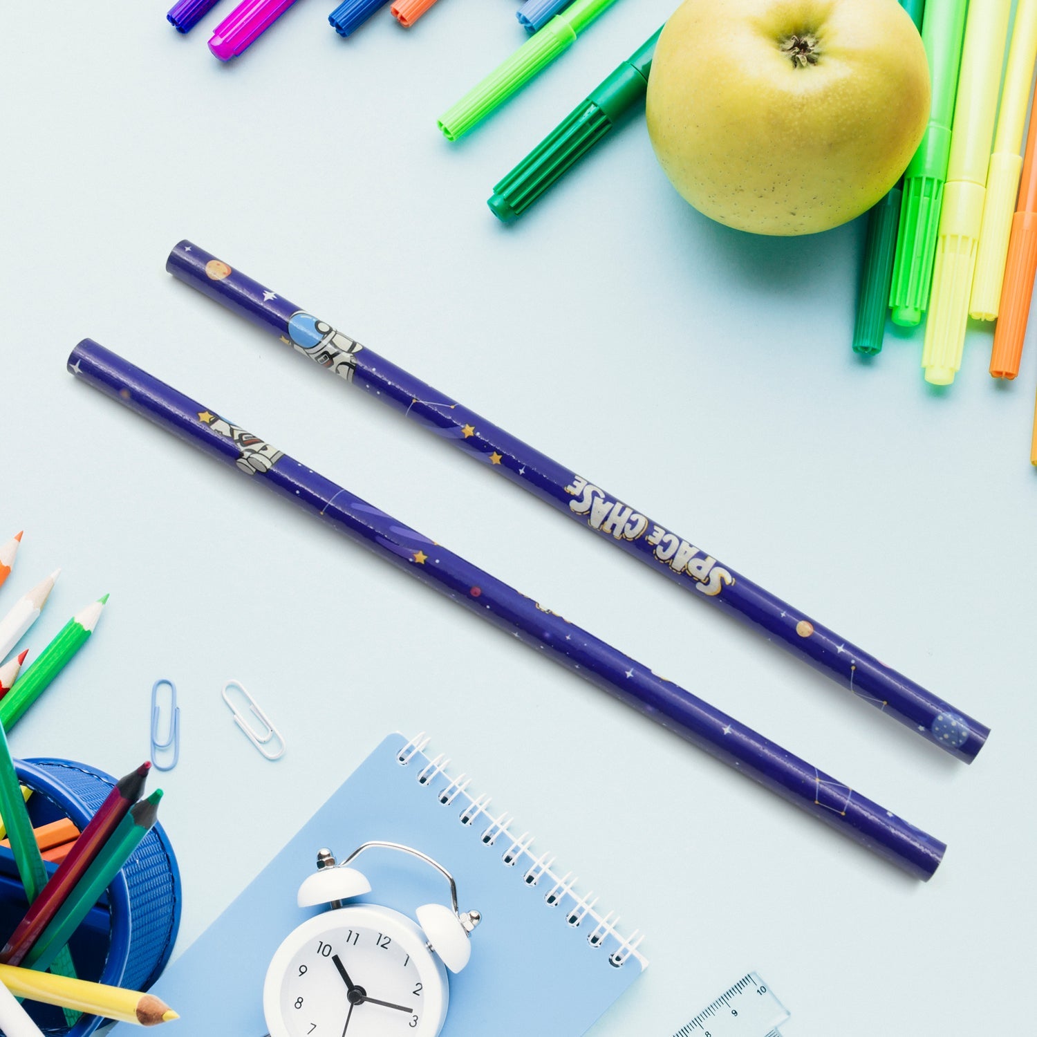 Fun 5-in-1 pencil set for children