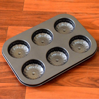 6 slot non-stick baking mold for muffins