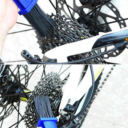 High-quality chain cleaner tool for bicycles and motorbikes