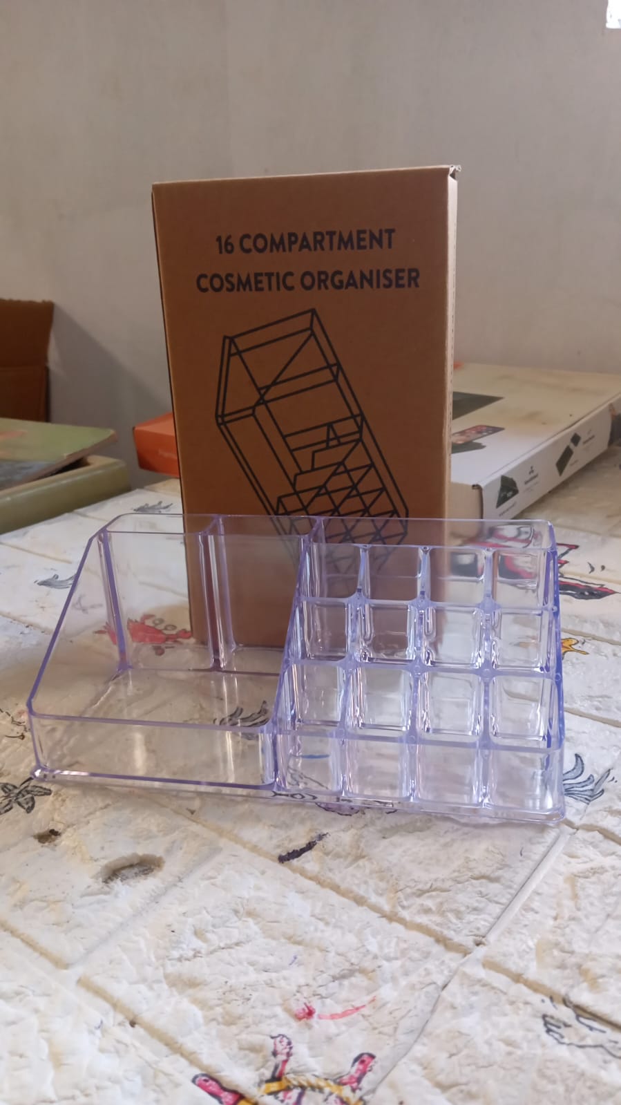 Organizer box for lipsticks and makeup